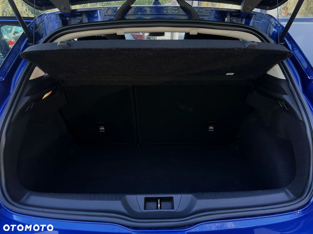Renault Megane 1.6 TCe GT EDC - 37