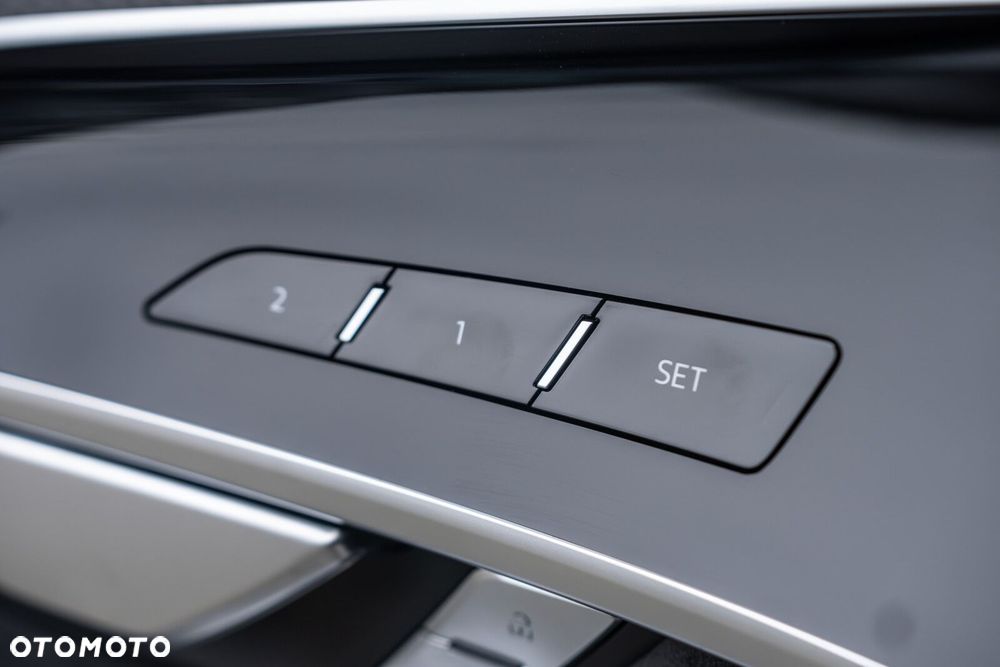 Audi A8 - 22