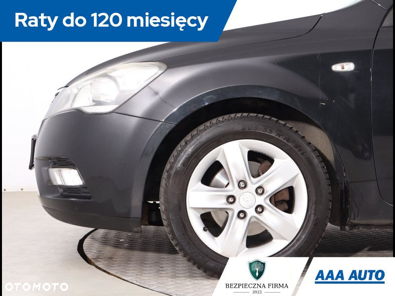 Kia Ceed - 15
