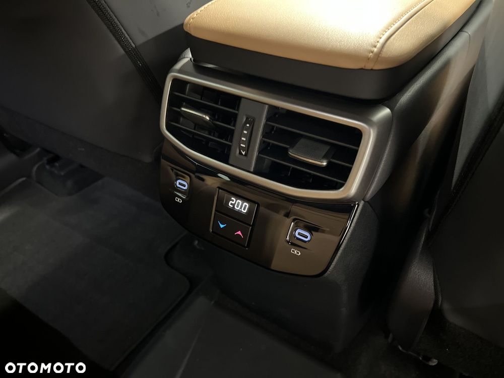 Lexus RX 450h+ Prestige - 13