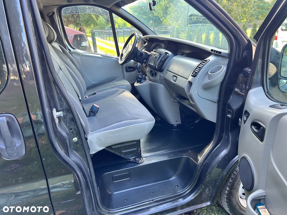 Opel Vivaro - 30