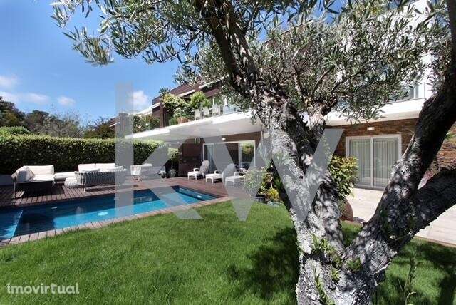 Uma Joia Rara na Costa da Guia - Andar de Moradia T4 Térrea com Piscin - Grande imagem: 3/26