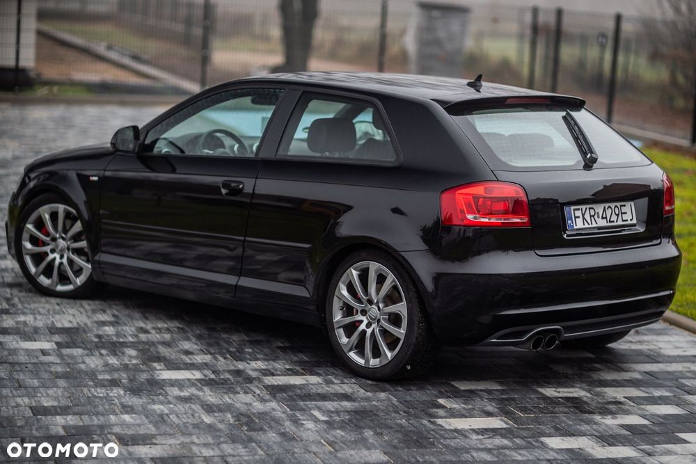 Audi A3 3-drzwiowe 2.0 TDI DPF Quattro Ambiente - 5