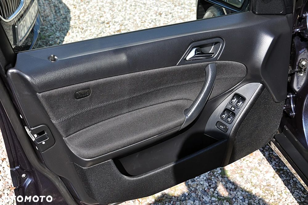 Mercedes-Benz Klasa C 200 Kompressor Automatik Classic Sport Edition + - 20