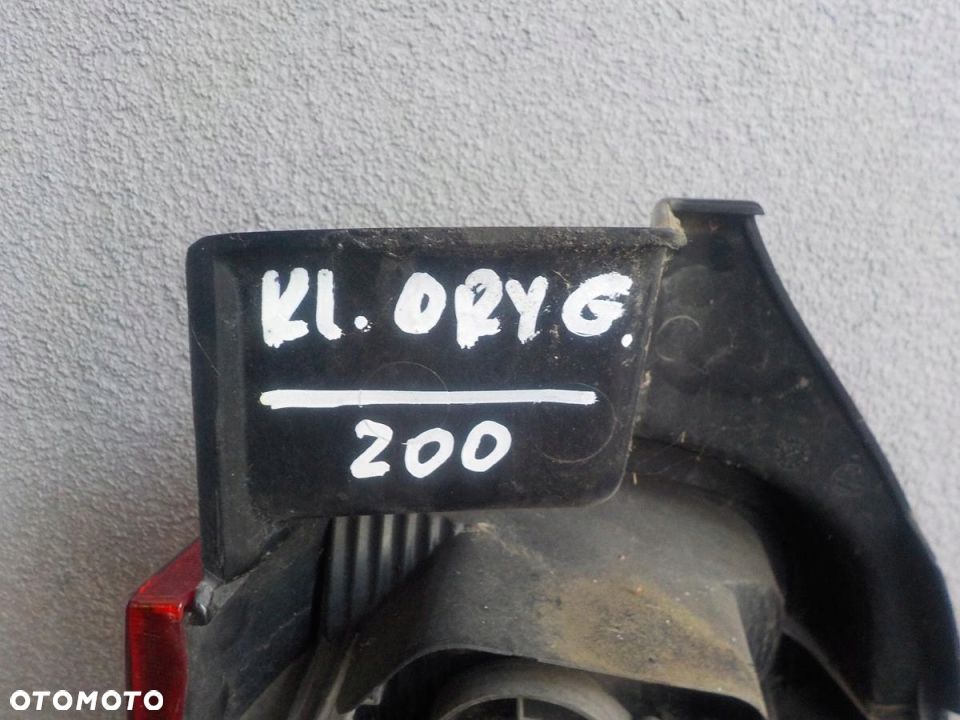 VW T5 MULTIVAN LAMPA PRAWA PRAWY TYŁ HELLA KLAPA - 4