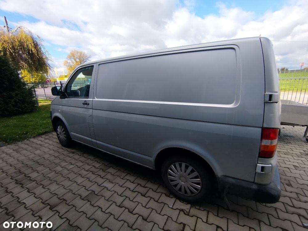 Volkswagen T5 - 4