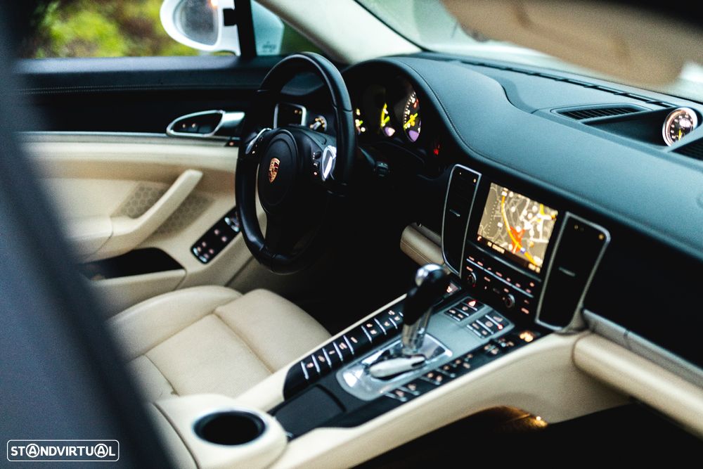 Porsche Panamera S Hybrid - 10