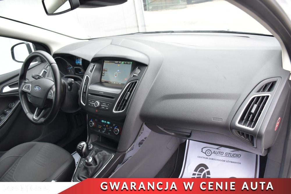 Ford Focus 1.0 EcoBoost Titanium ASS - 10