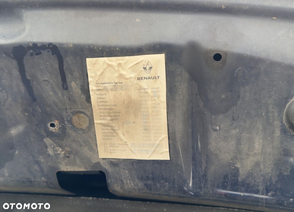 Dacia Logan TCe 90 S&S Celebration - 24