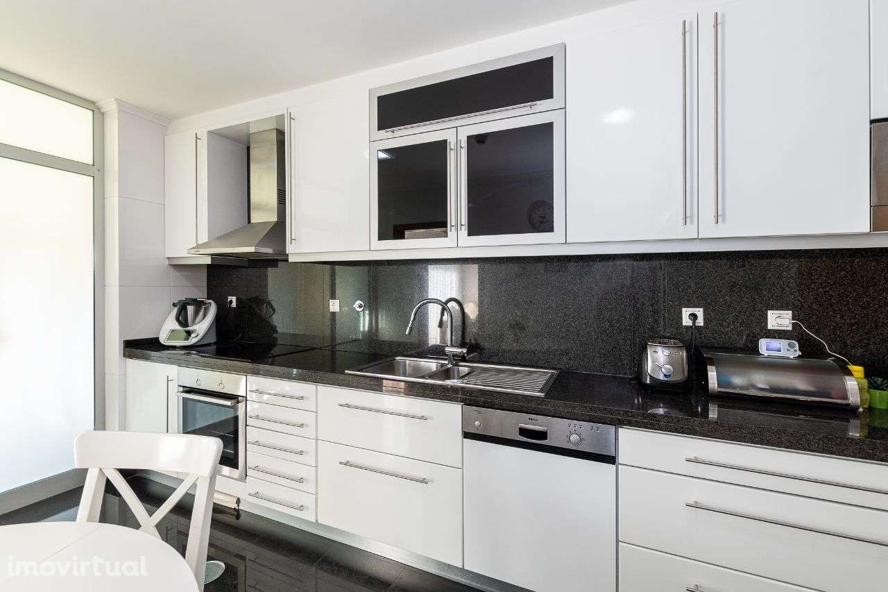 Praia APARTAMENTO T4 SEGUNDA LINHA DE PRAIA ESPINHO - Grande imagem: 3/31