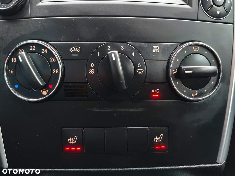 Mercedes-Benz Klasa B 180 CDI DPF SPORT EDITION - 16
