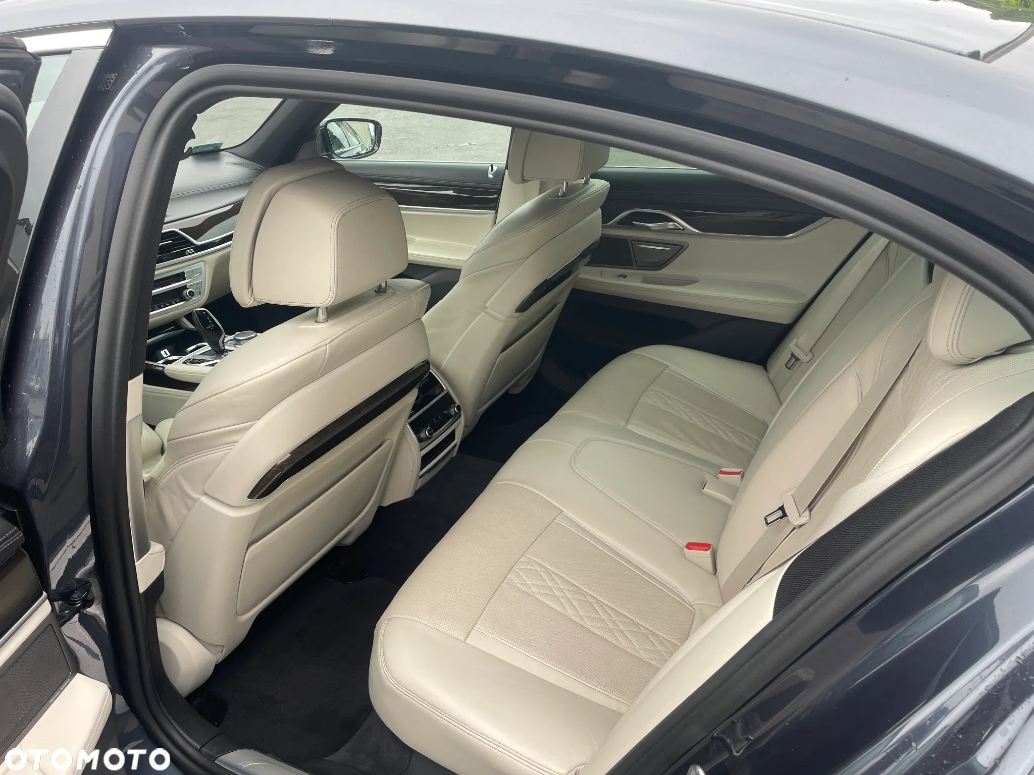 BMW Seria 7 740d xDrive - 12
