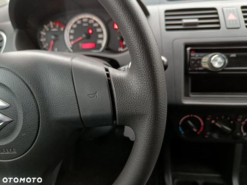 Suzuki Swift 1.3 Comfort - 36