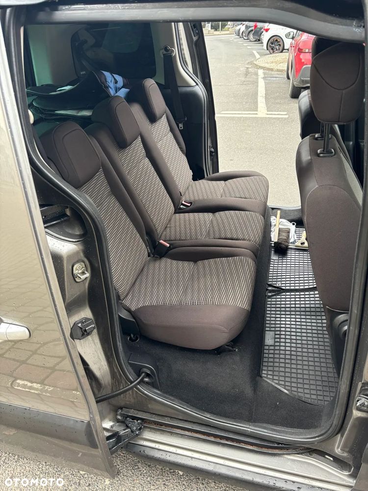 Peugeot Partner - 9