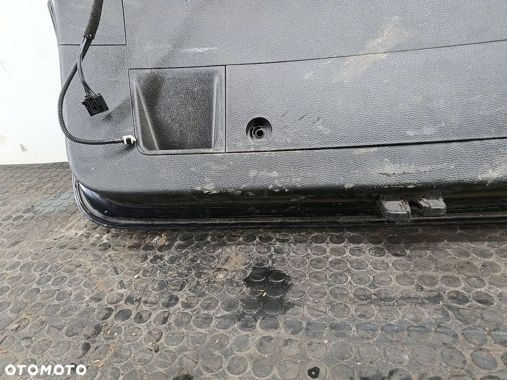KLAPA BAGAŻNIKA VW PASSAT B6 LC9X KOMBI - 3