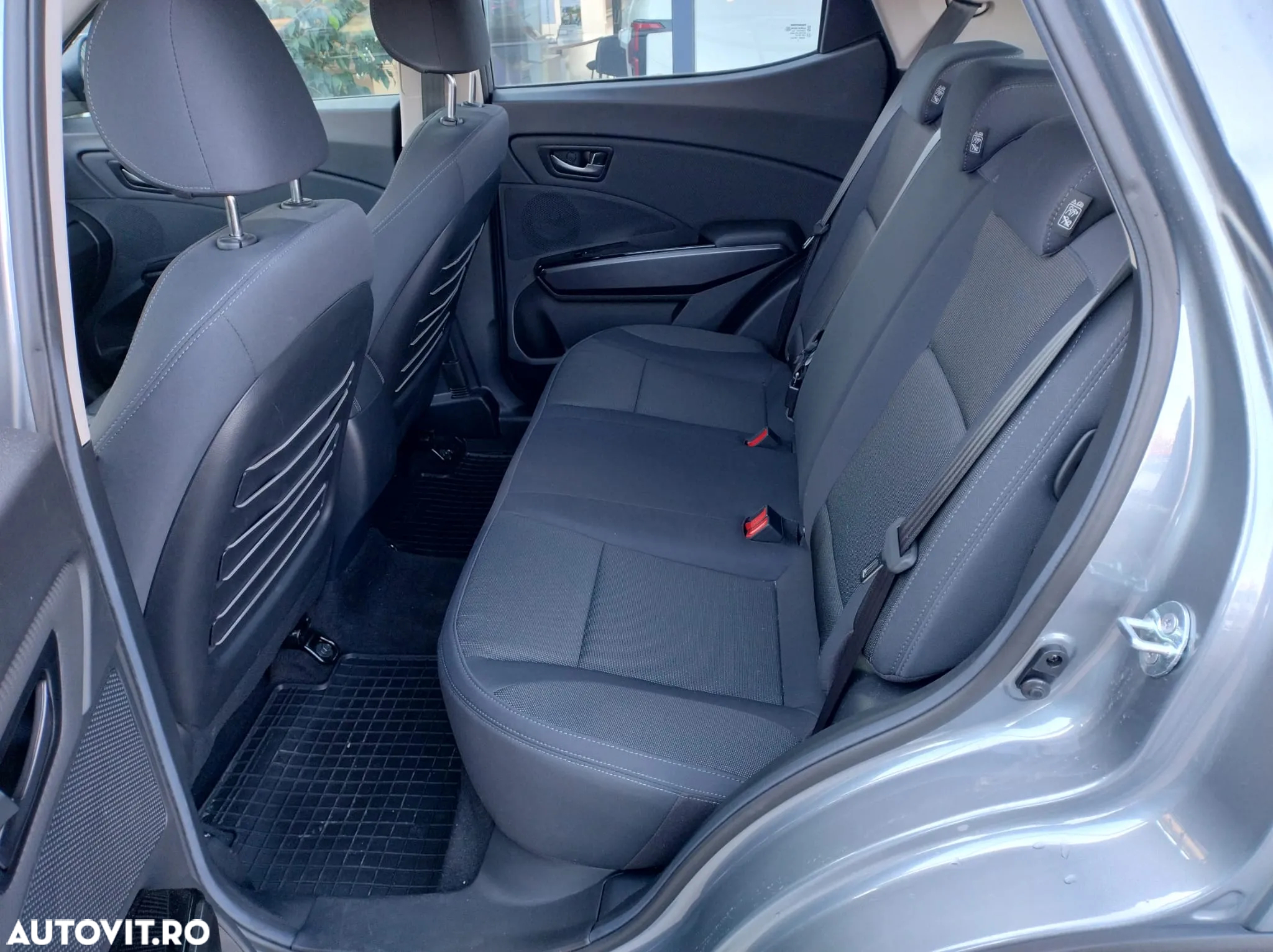 SsangYong Tivoli - 8