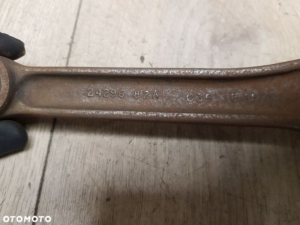 Korbowód Harley Davidson Evo 24296-82A - 3