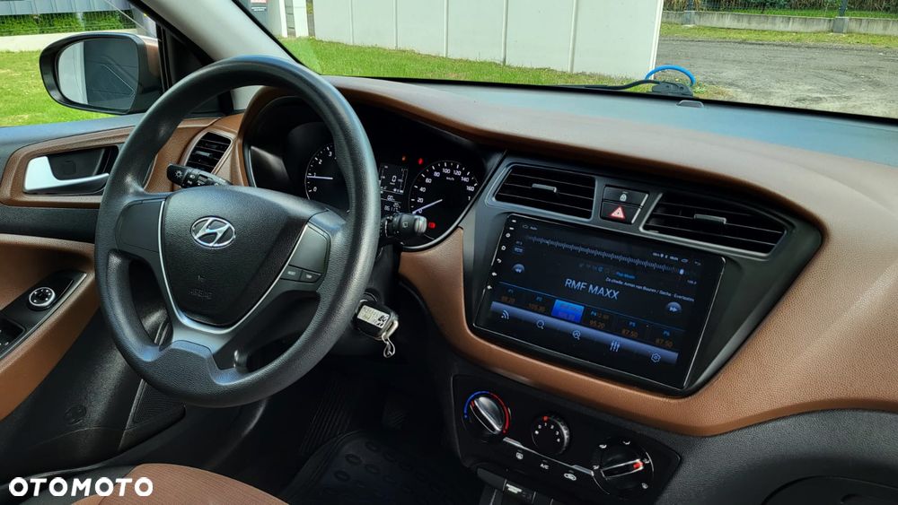 Hyundai i20 1.2 GO - 30