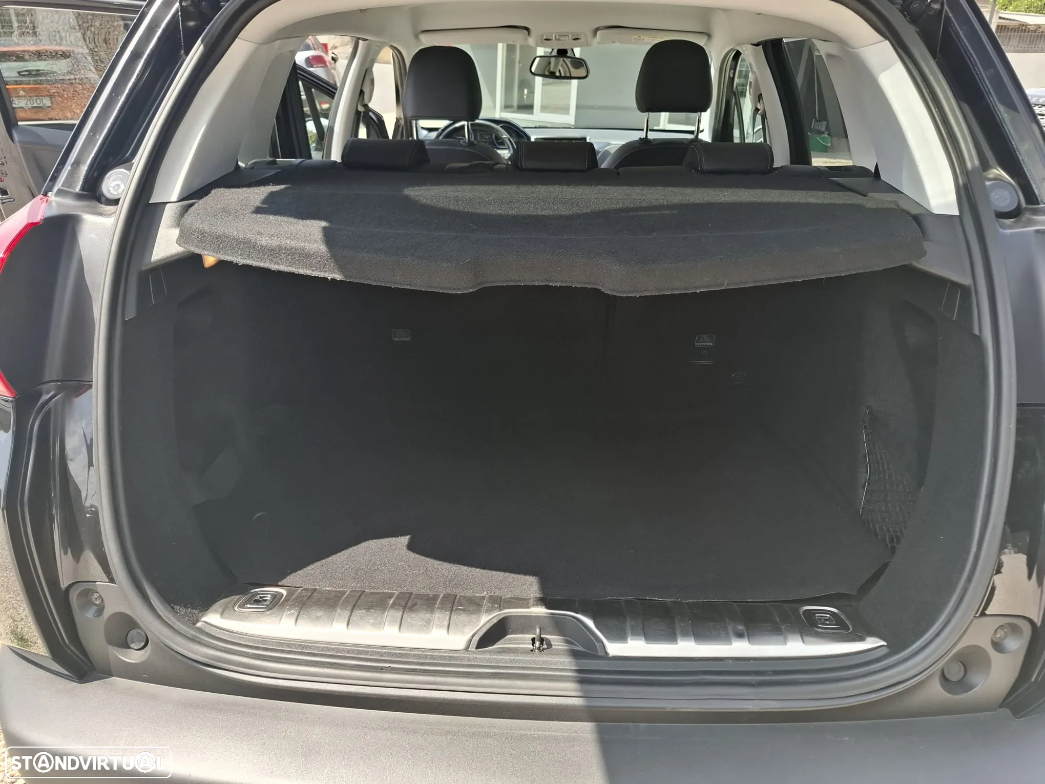 Peugeot 2008 1.6 BlueHDi Allure - 14
