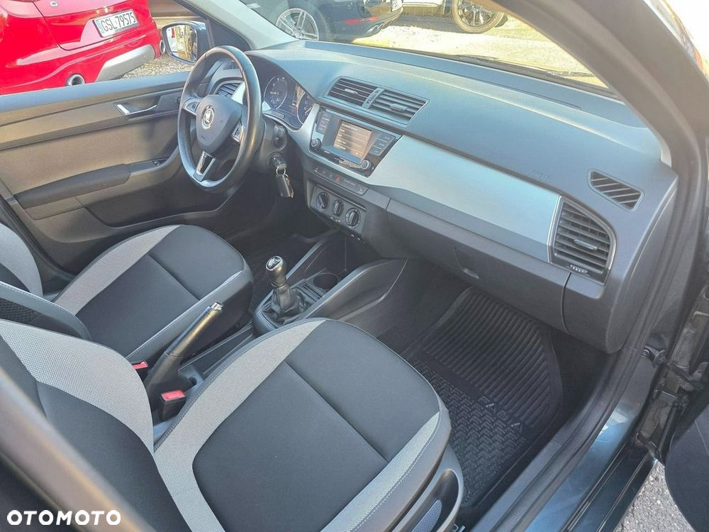 Skoda Fabia 1.0 TSI Ambition Plus - 29
