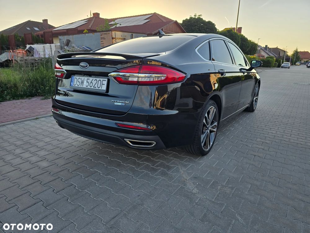 Ford Fusion - 9