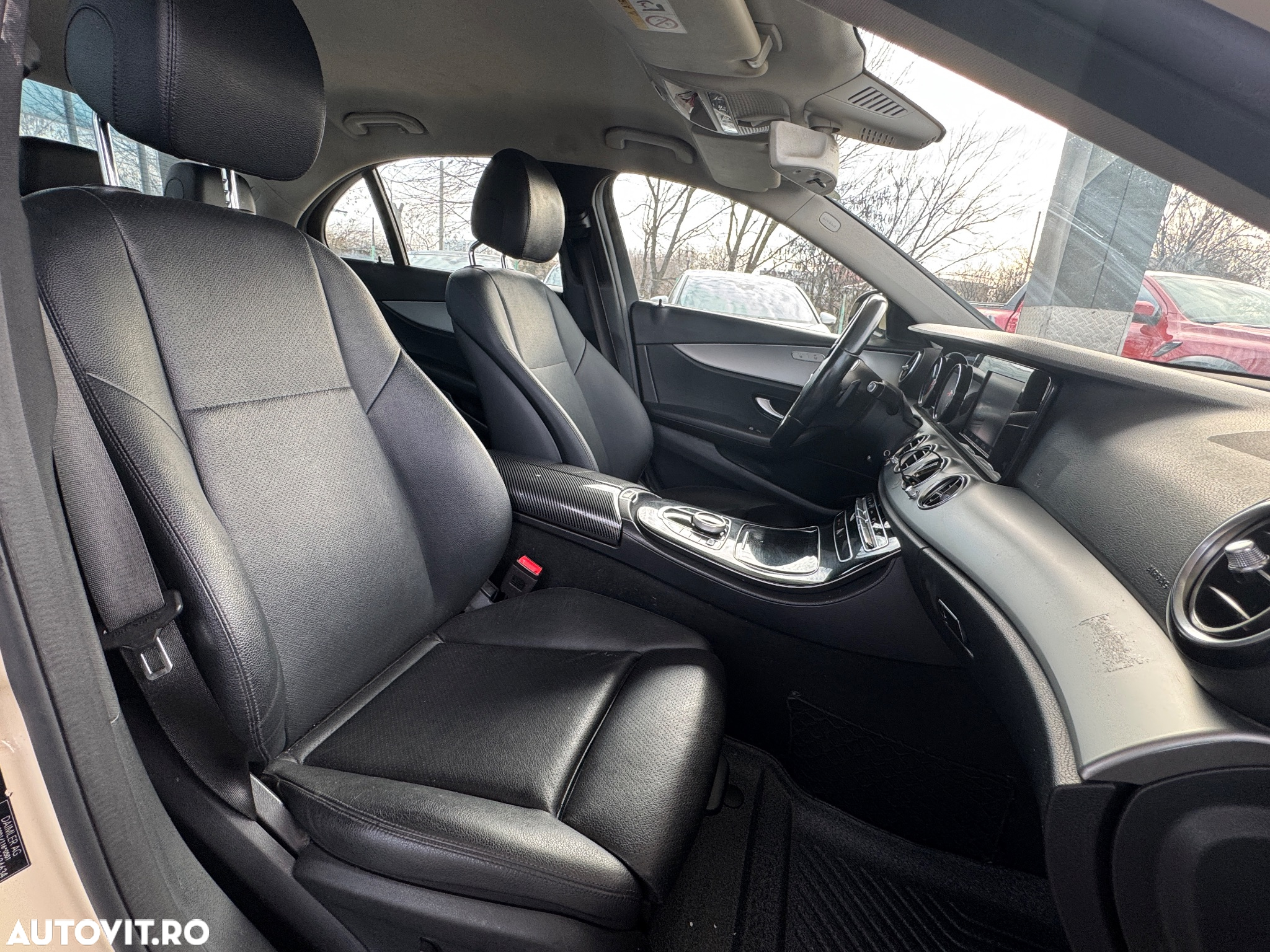 Mercedes-Benz E - 24