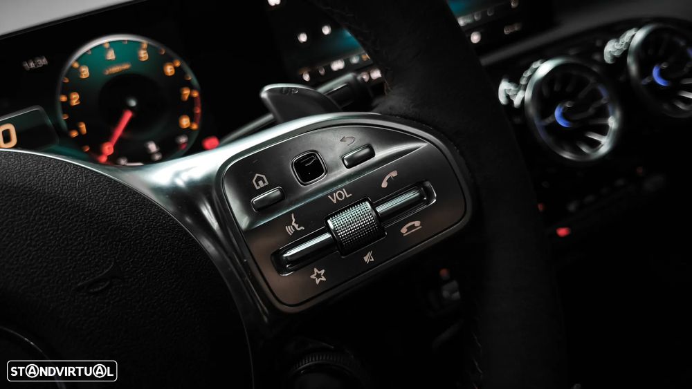 Mercedes-Benz CLA 45 AMG S 4Matic+ Speedshift 8G-D - 33