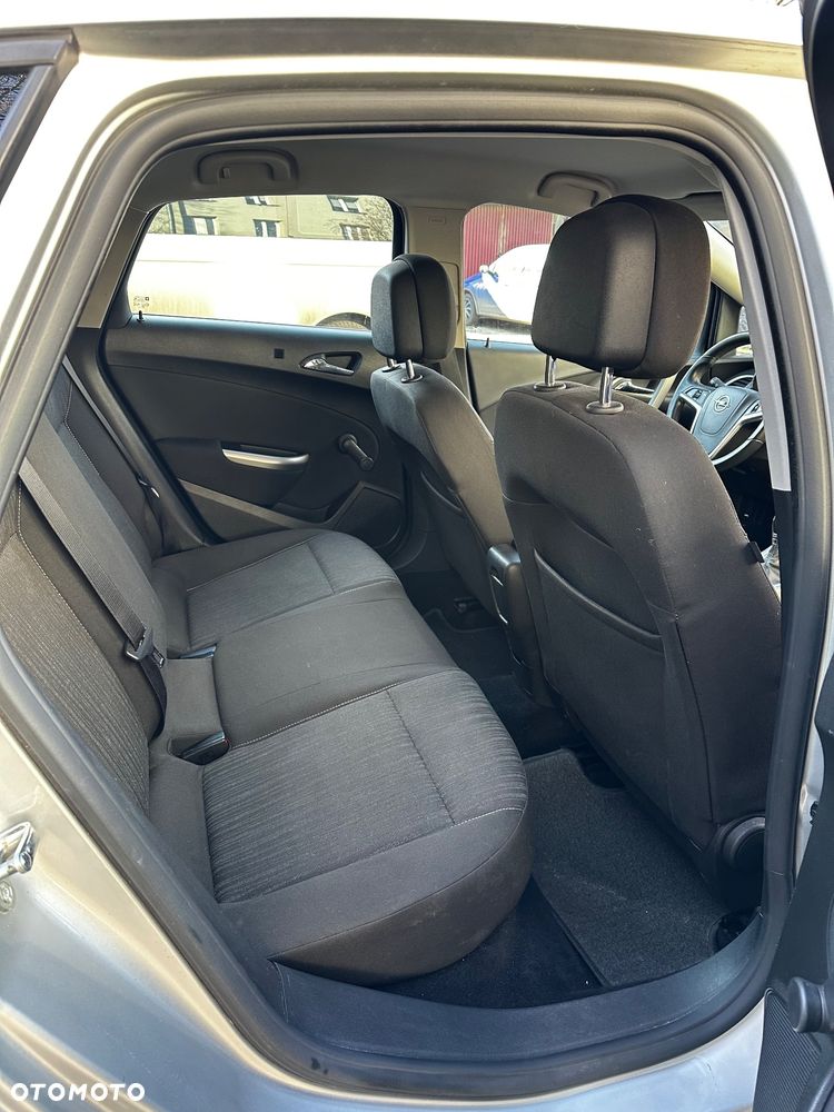 Opel Astra 1.4 T Cosmo - 7