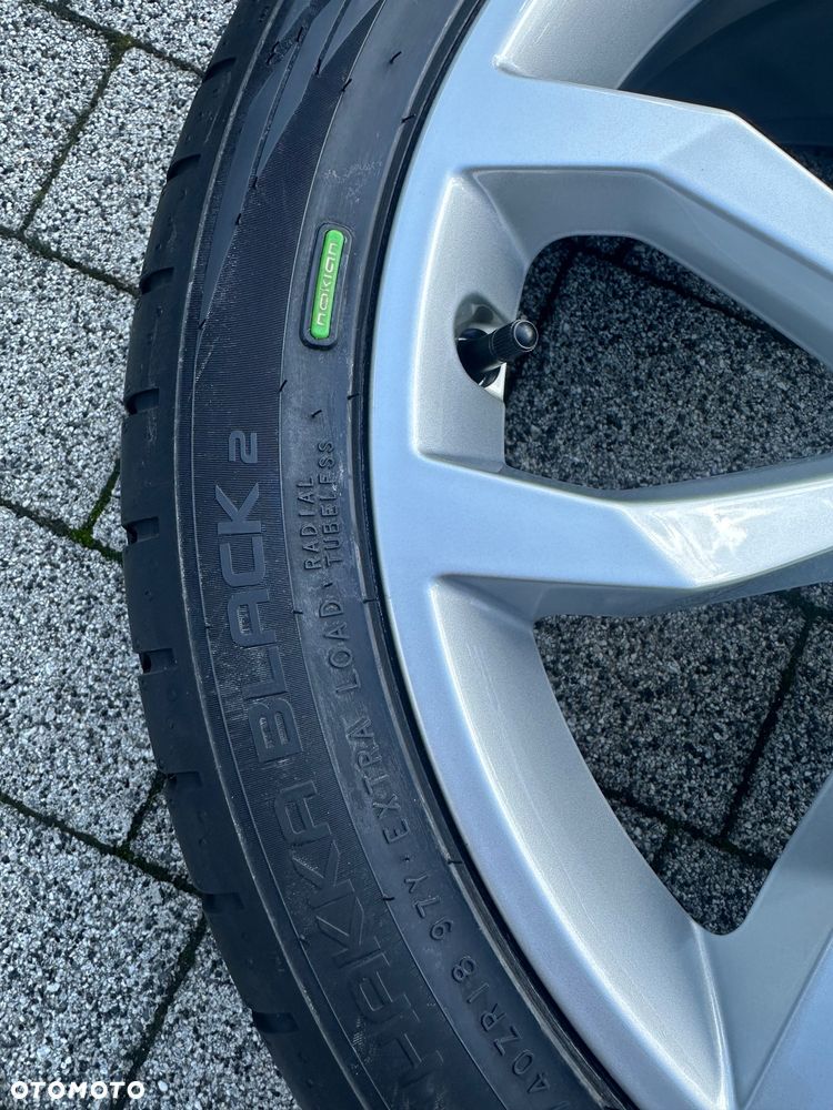Nowe oryginalne felgi aluminiowe Audi + opony Nokian Hakka Black 2 - 3