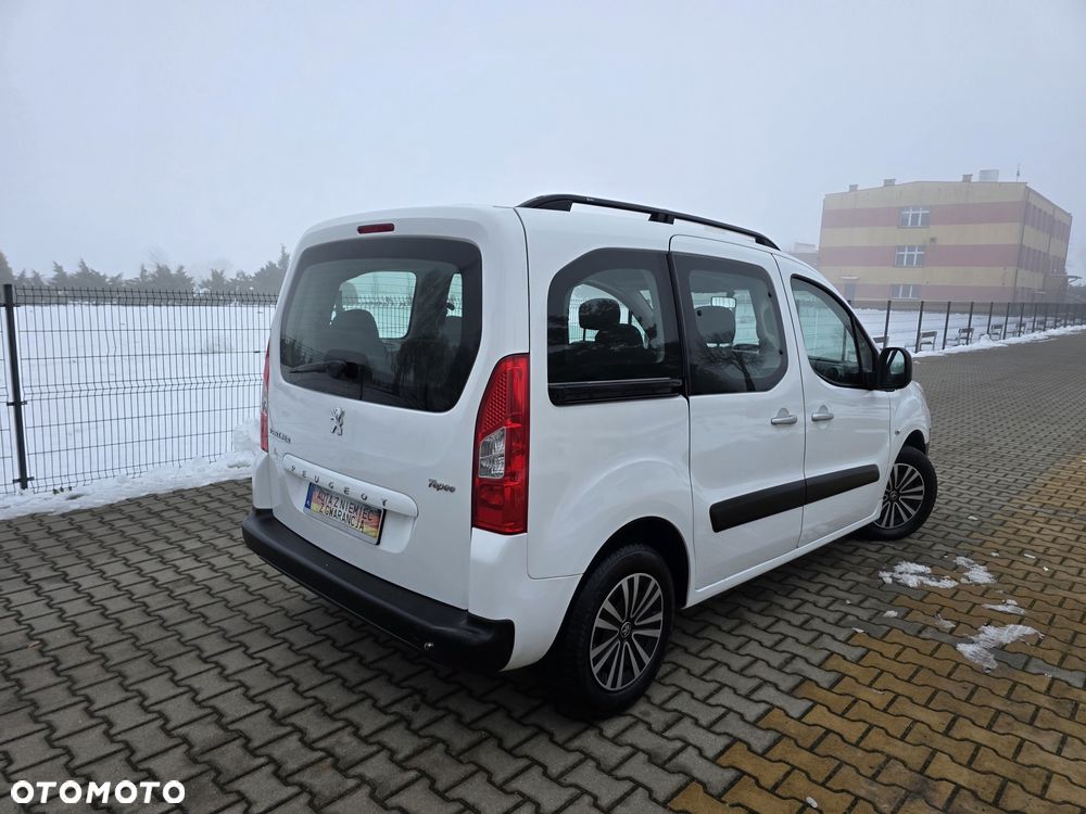 Peugeot Partner HDi FAP 110 Premium - 6