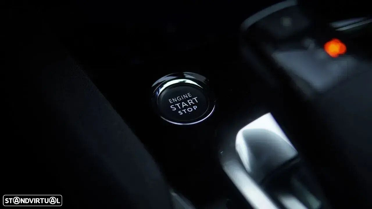 Peugeot 3008 1.6 Hybrid Allure Pack e-EAT8 - 53