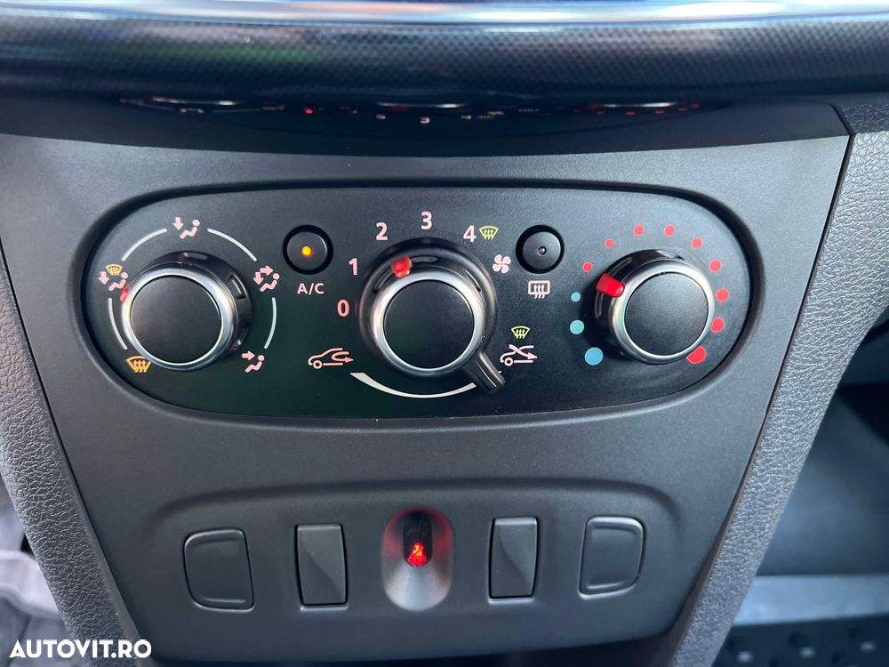 Dacia Logan 1.5 Blue dCi Laureate - 11