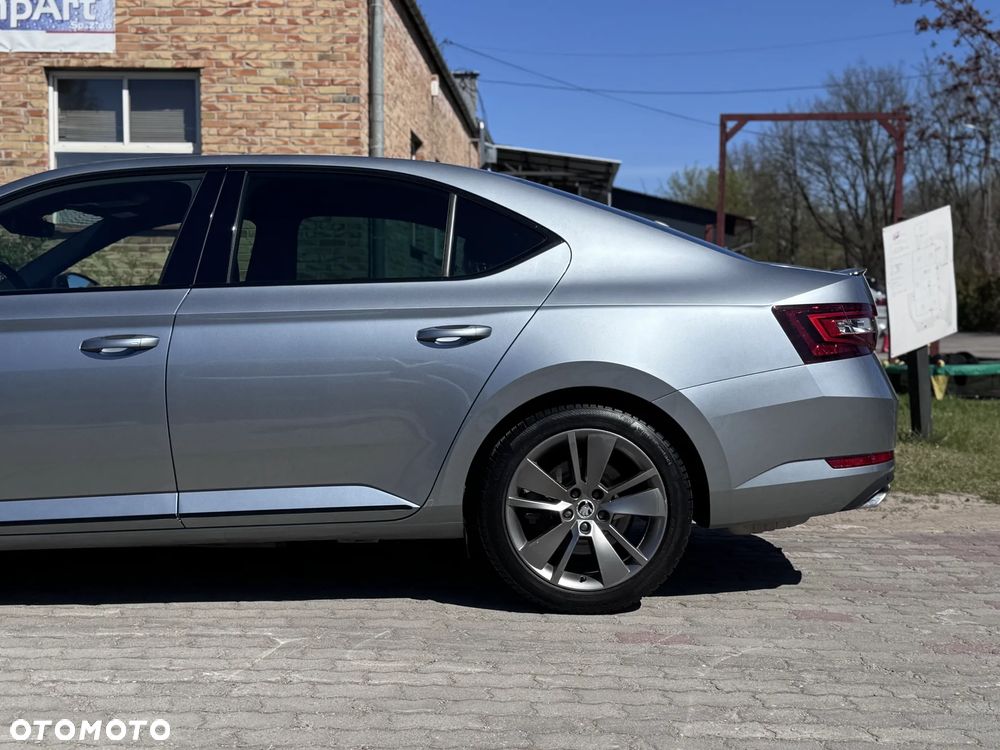 Skoda Superb 2.0 TSI 4x4 Sportline DSG - 20