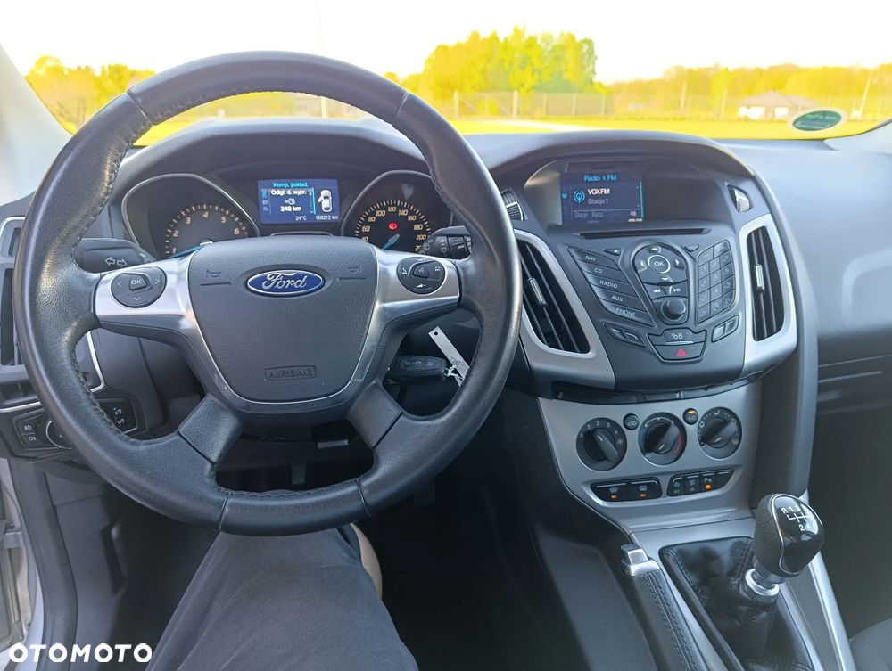 Ford Focus 1.0 EcoBoost Trend - 13