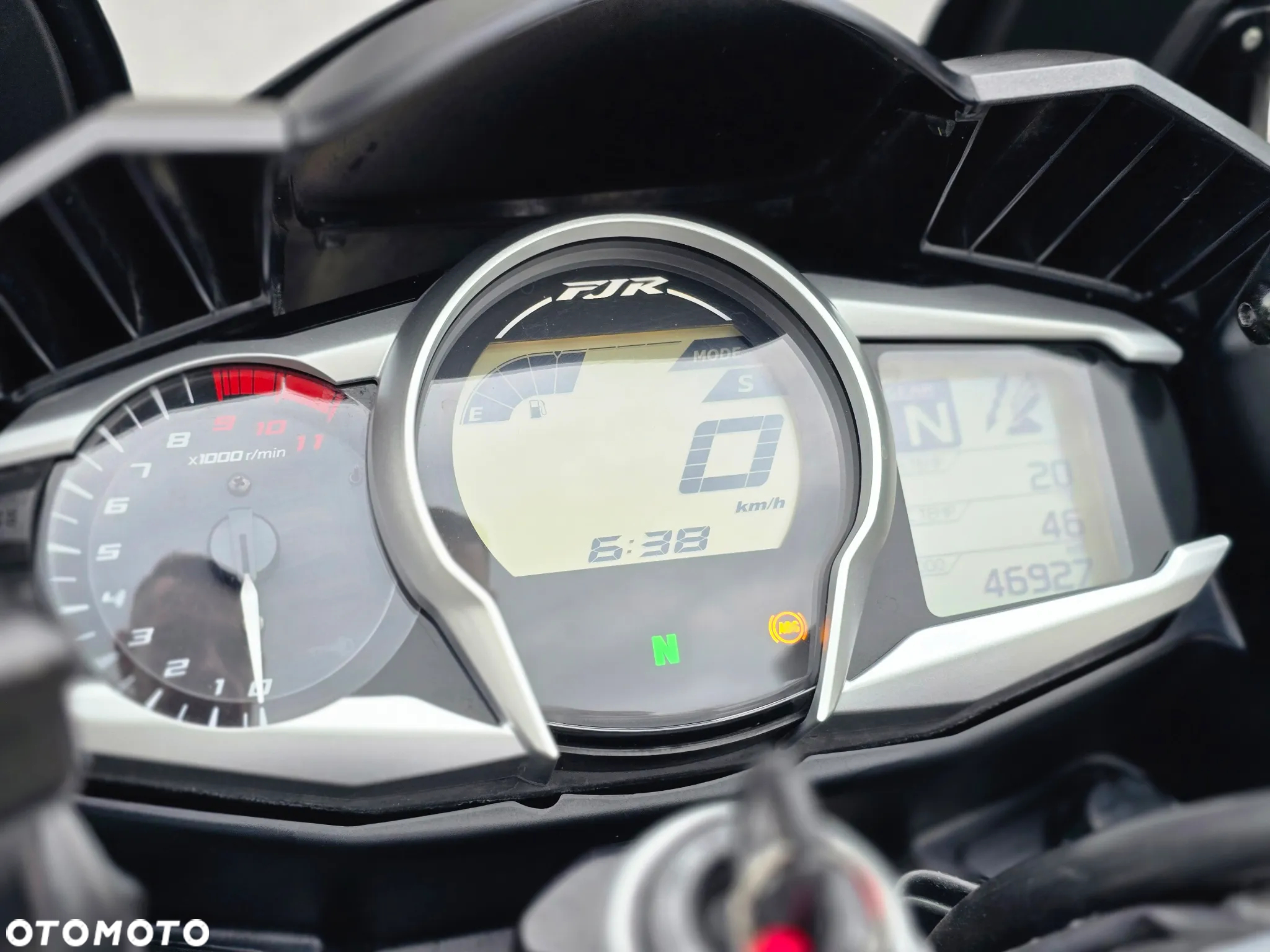 Yamaha FJR - 21