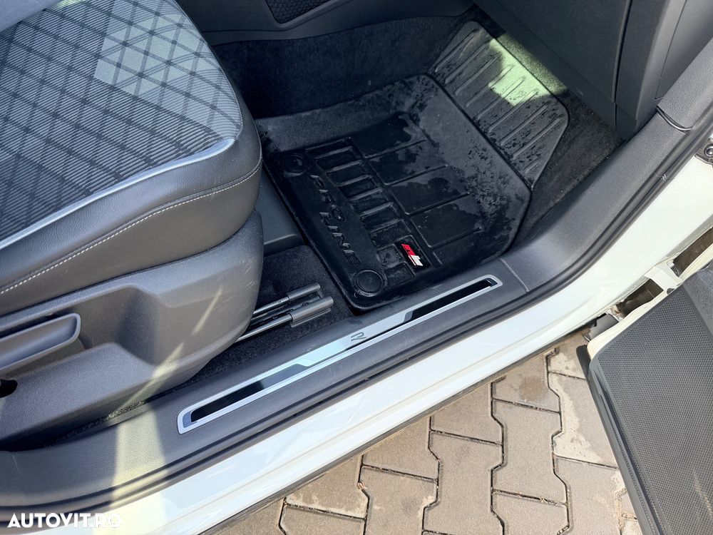 Volkswagen Tiguan 2.0 TDI SCR 4MOTION DSG IQ.DRIVE - 9