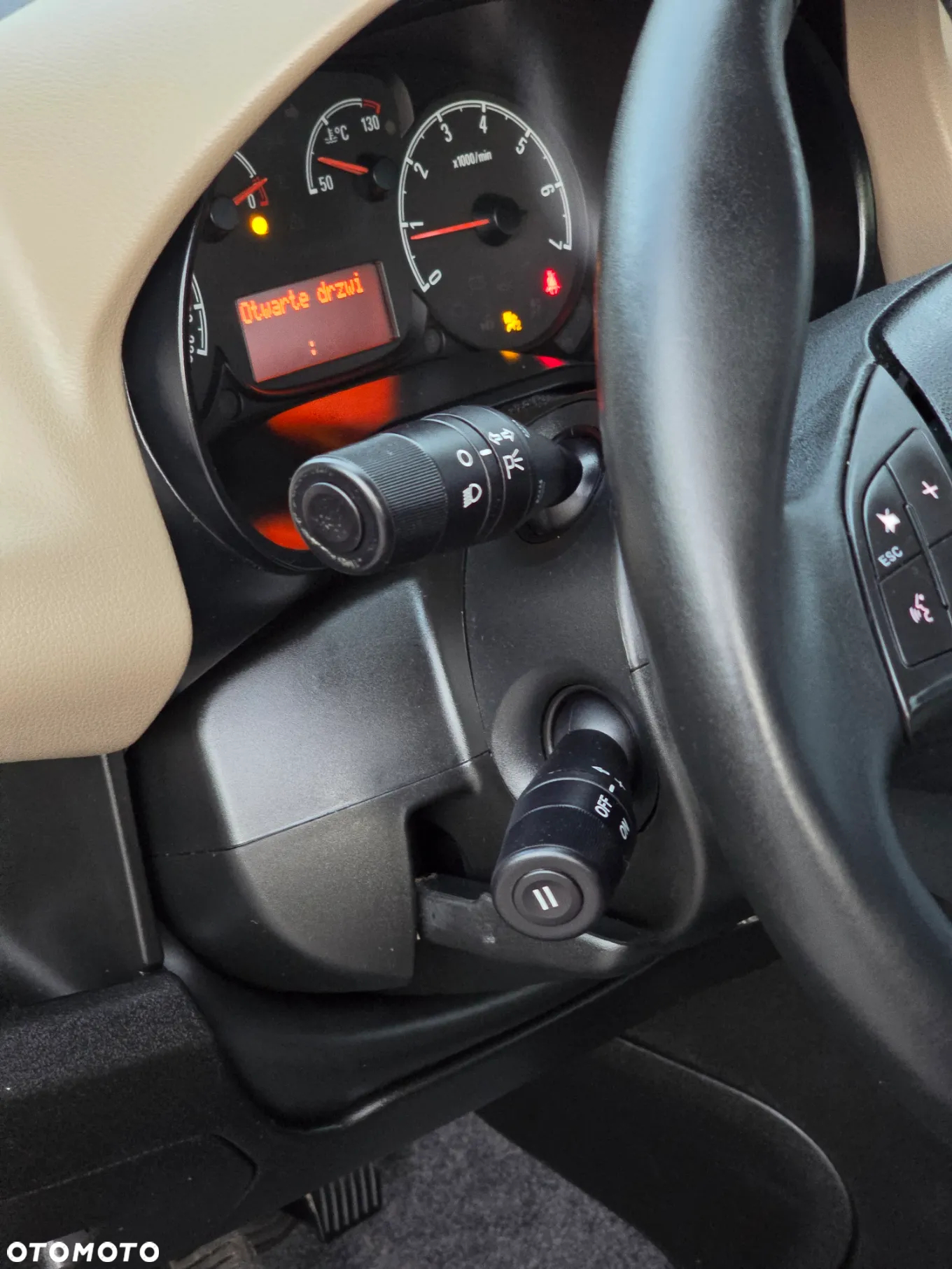 Opel Combo Tour 2.0 CDTI Cosmo - 21