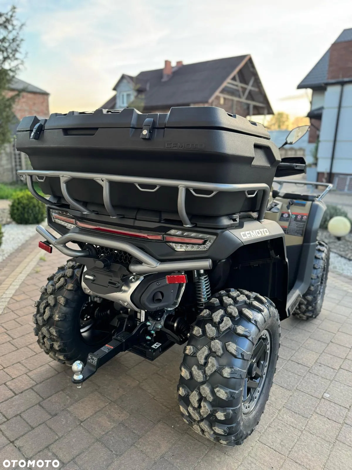 CFMoto CForce - 9