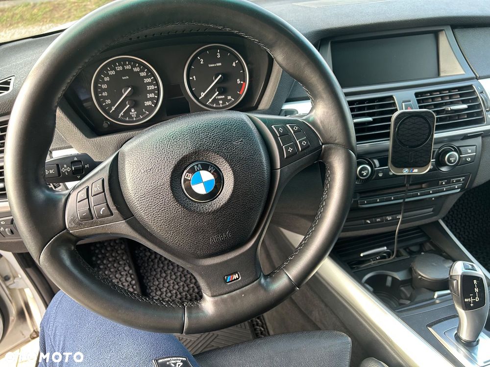 BMW X5 - 25