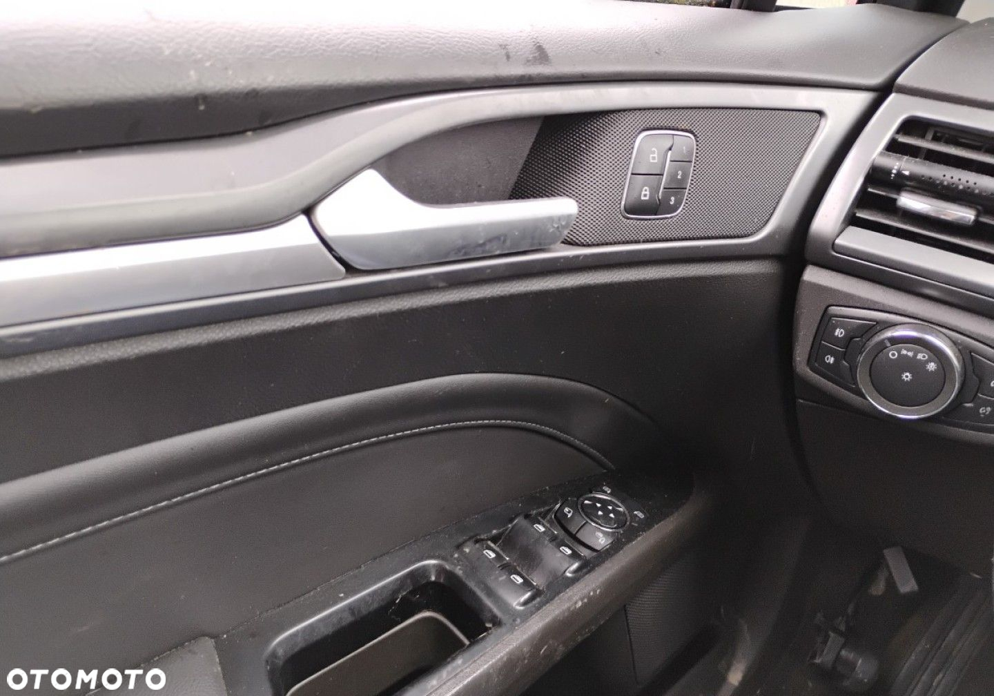 Ford Mondeo - 10
