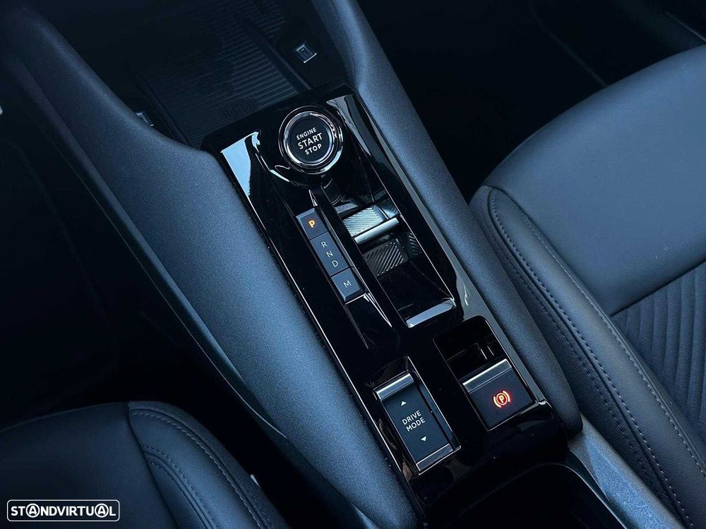 Alfa Romeo Junior 1.2 Speciale eDCT6 — fotografia 12