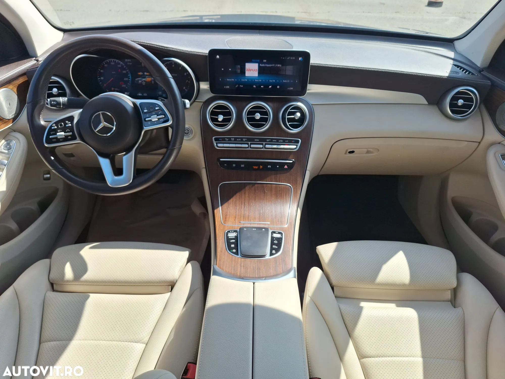 Mercedes-Benz GLC 300 4MATIC MHEV - 12
