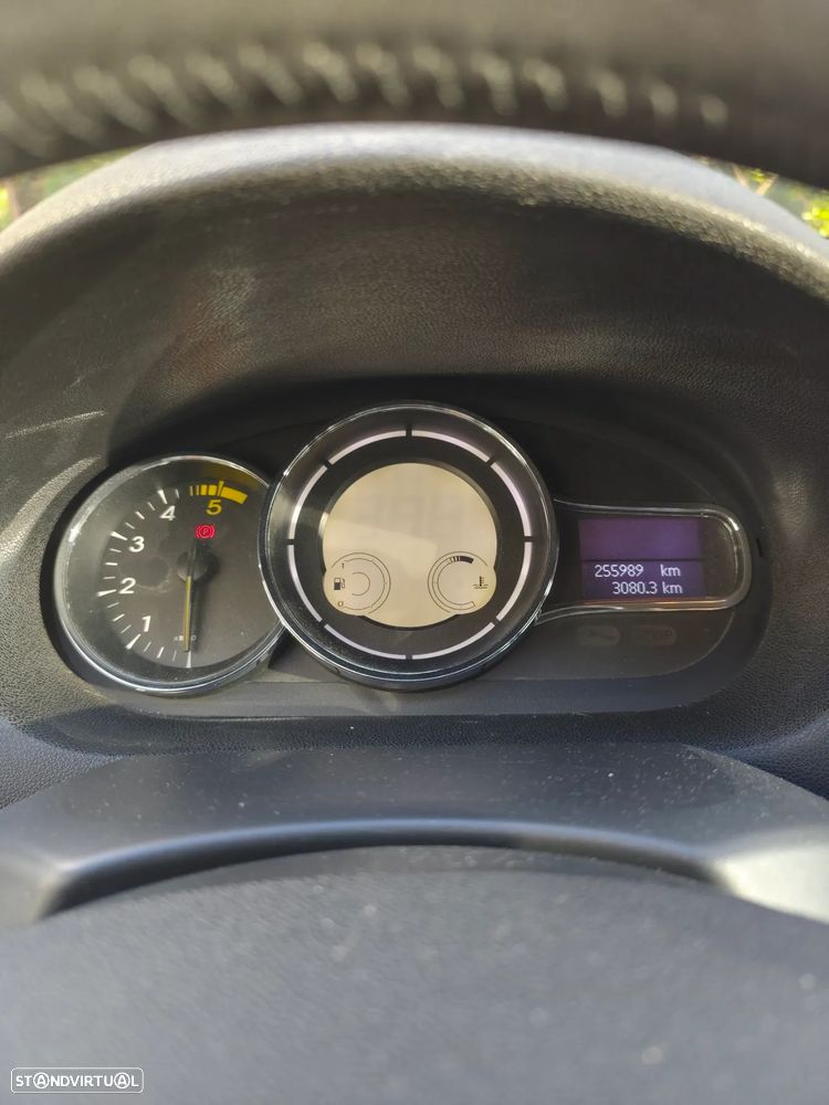 Renault Mégane Coupe 1.5 dCi Dynamique - 1