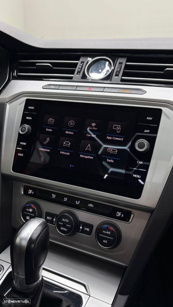 VW Passat Variant 1.6 TDI (BlueMotion ) DSG Comfortline - 19