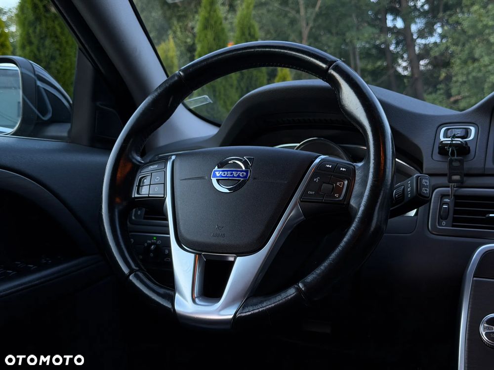 Volvo V70 D4 Geartronic Black Edition - 33