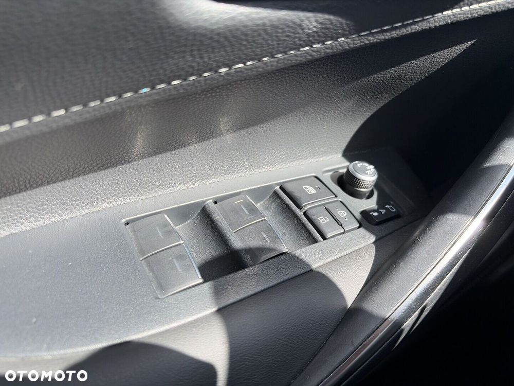 Toyota Corolla 2.0 Hybrid Comfort - 21