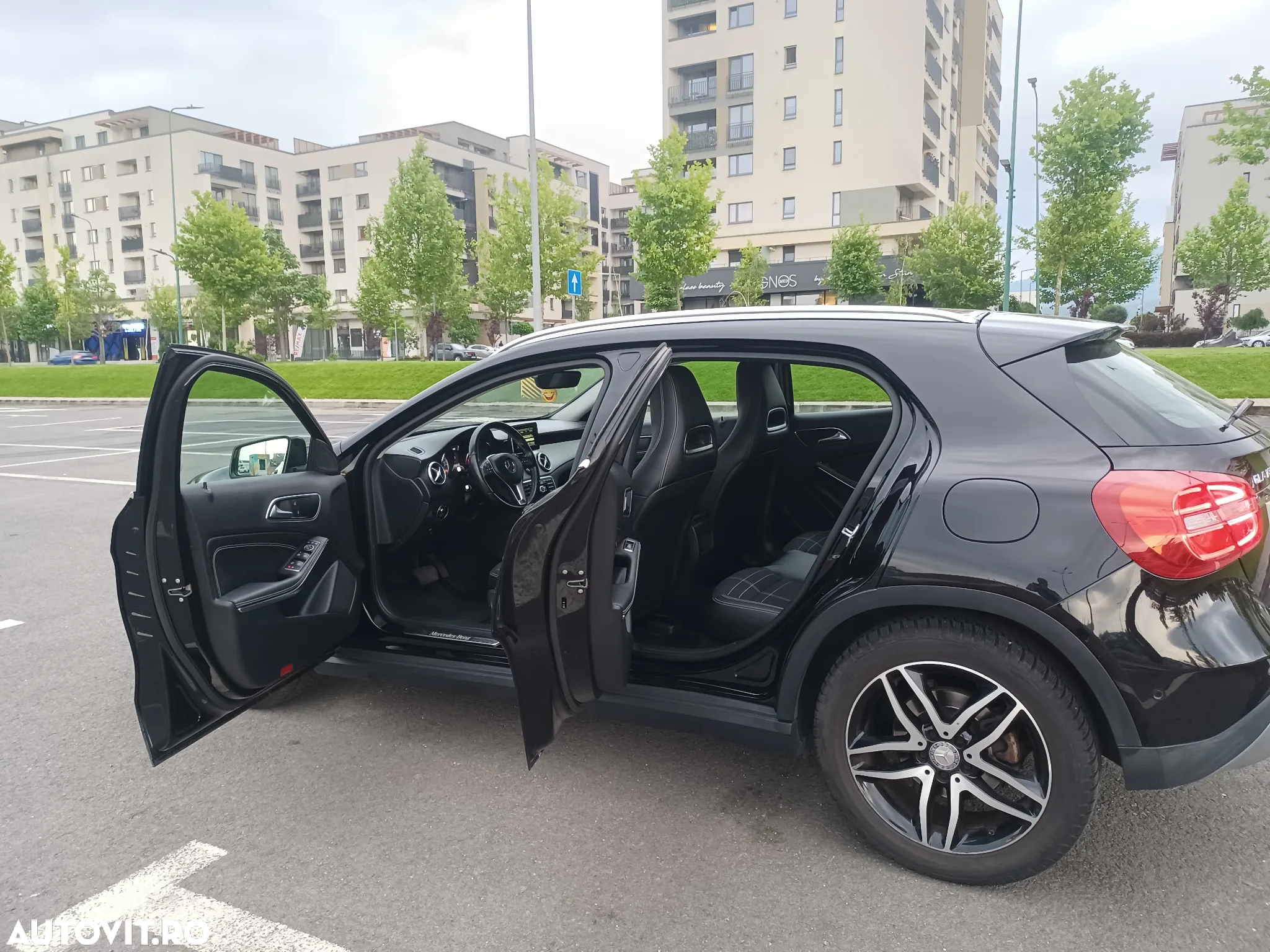 Mercedes-Benz GLA 180 (CDI) d 7G-DCT - 14