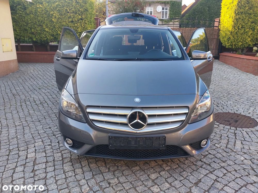 Mercedes-Benz Klasa B 180 CDI (BlueEFFICIENCY) - 9