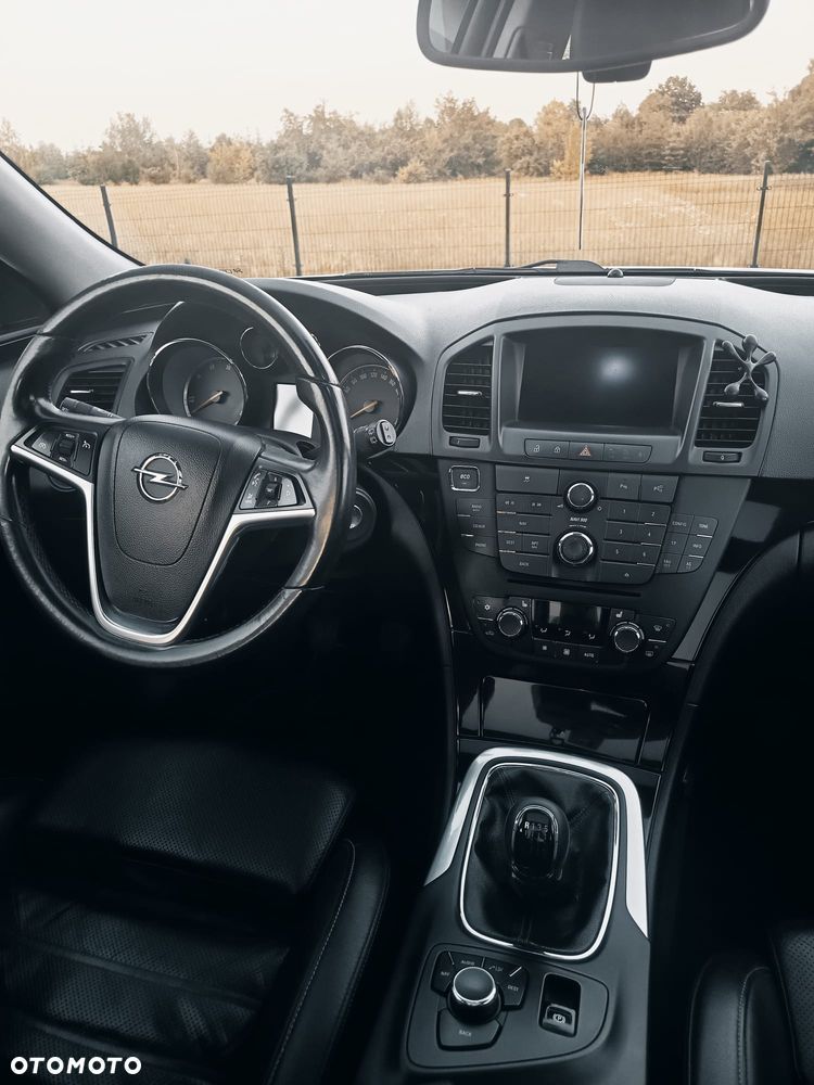 Opel Insignia - 8