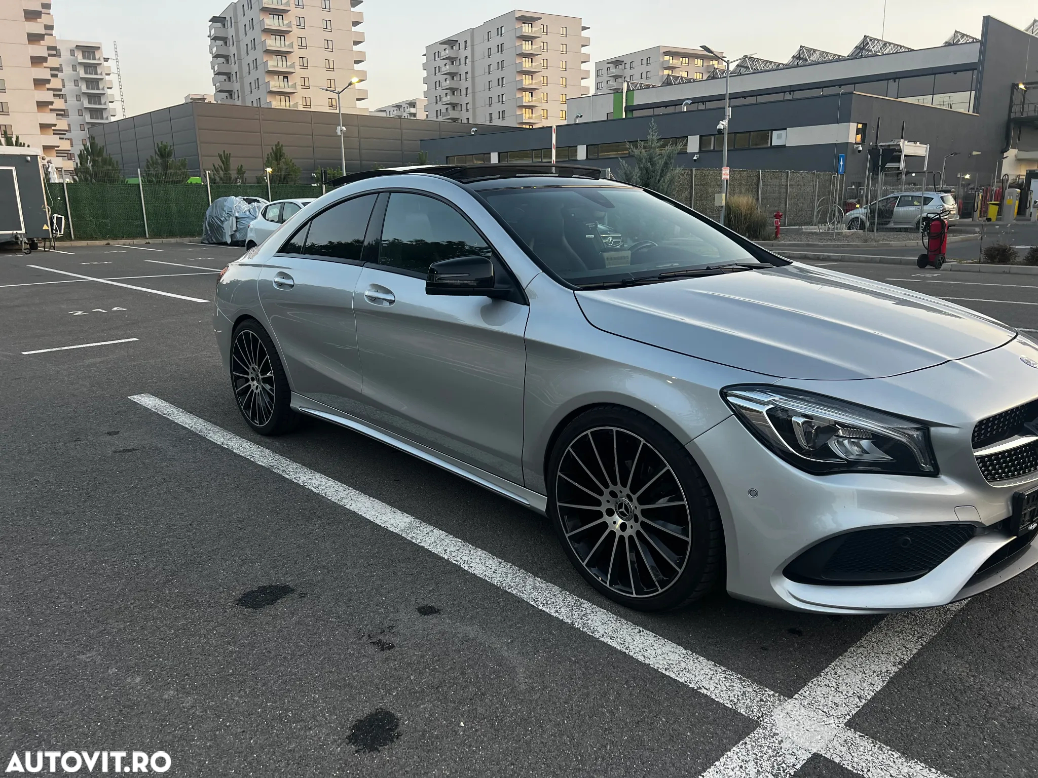 Mercedes-Benz CLA 200 d 7G-DCT AMG Line - 3